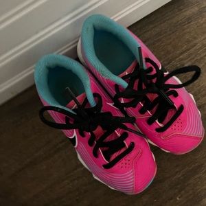 Nike girls softball cleats size 10
